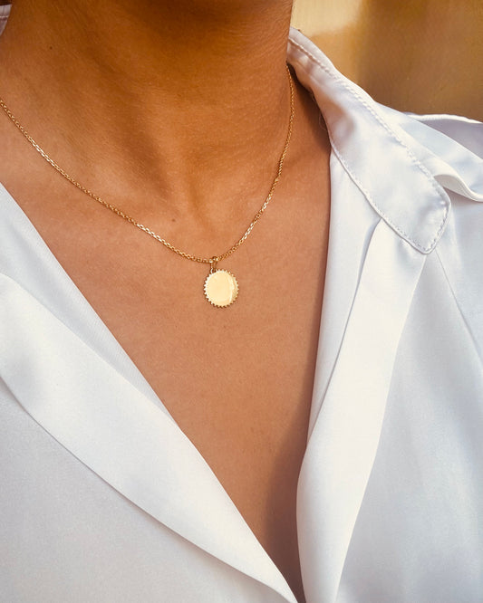 Akumal - Médaille en or 18 carats gravée | Médalhia