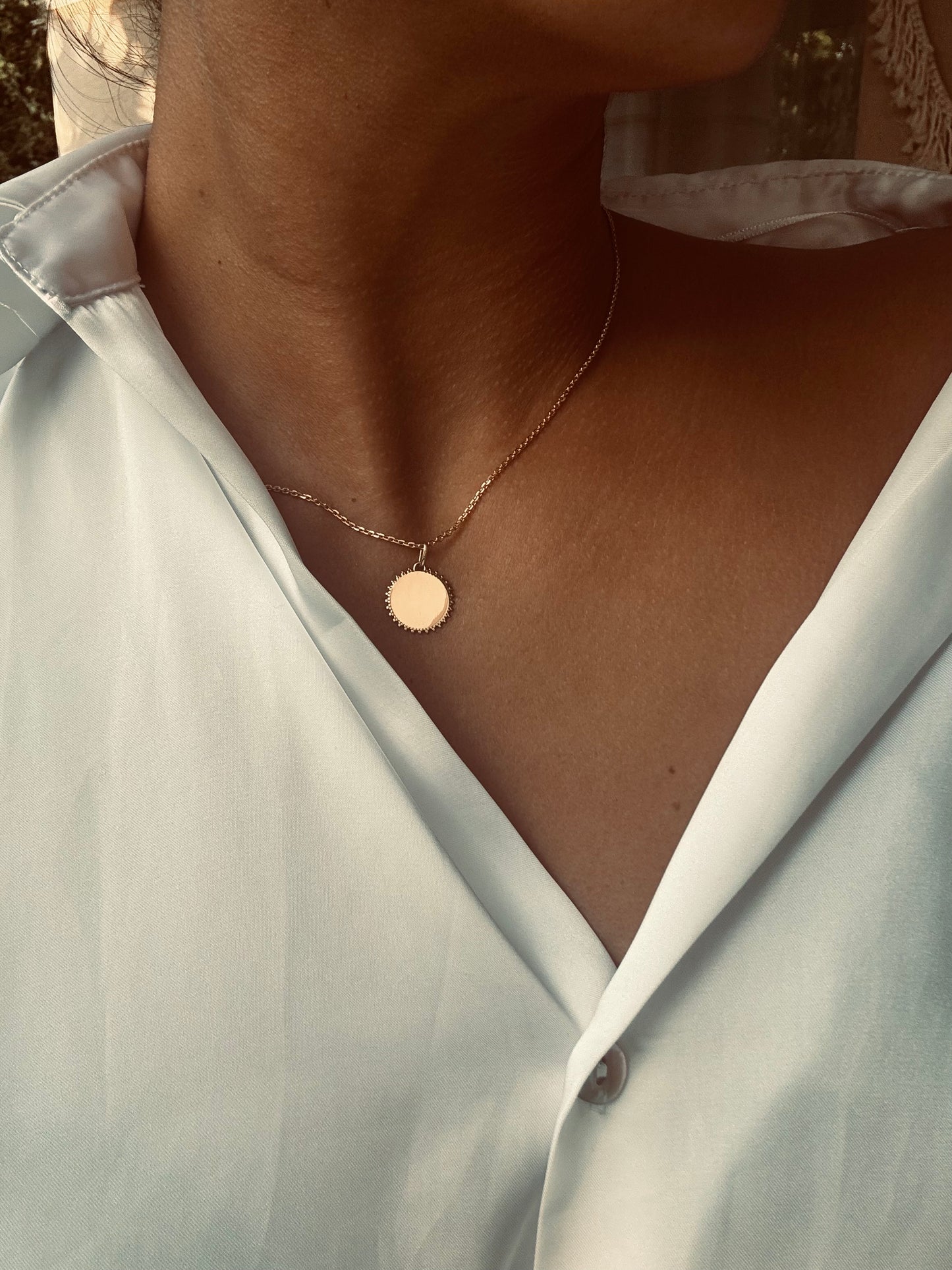 Akumal - Médaille en or 18 carats gravée | Médalhia