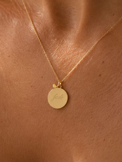 Aléria - Médaille or 18 carats charm cœur gravée | Médalhia